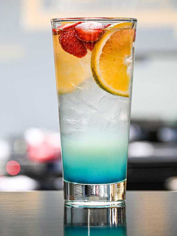 Bebidas-Limonada-de-mora-azul